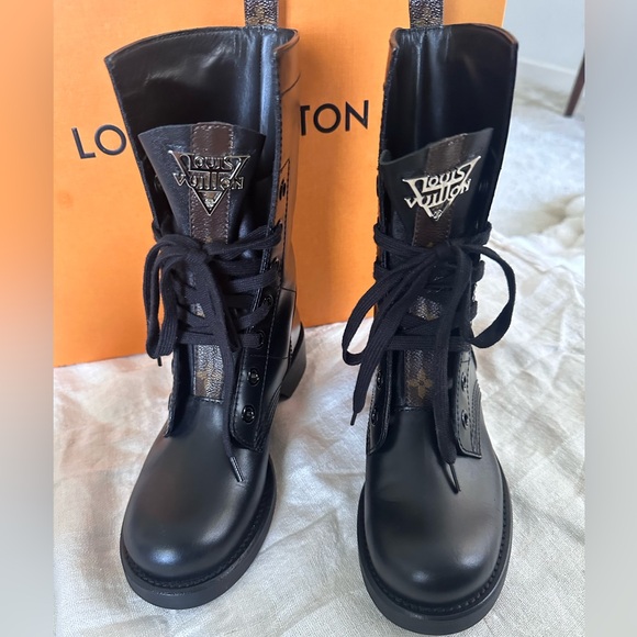New LOUIS VUITTON Black Leather Metropolis Flat Ranger LV Monogram Combat Boots - Picture 6 of 13